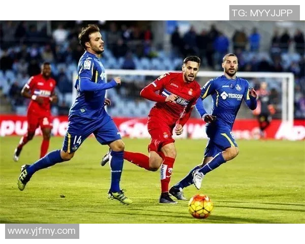 北京足球队整体压制战术解析及其对比赛结果的影响分析